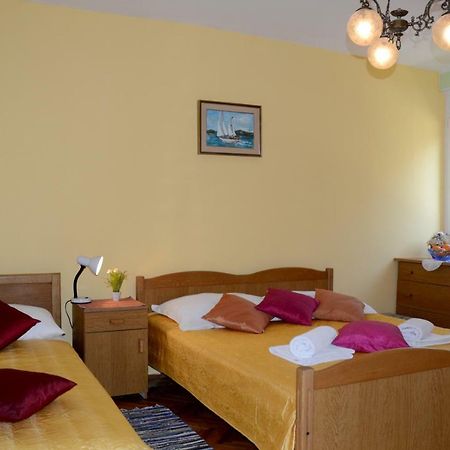 Apartment Alenka Makarska Exterior photo