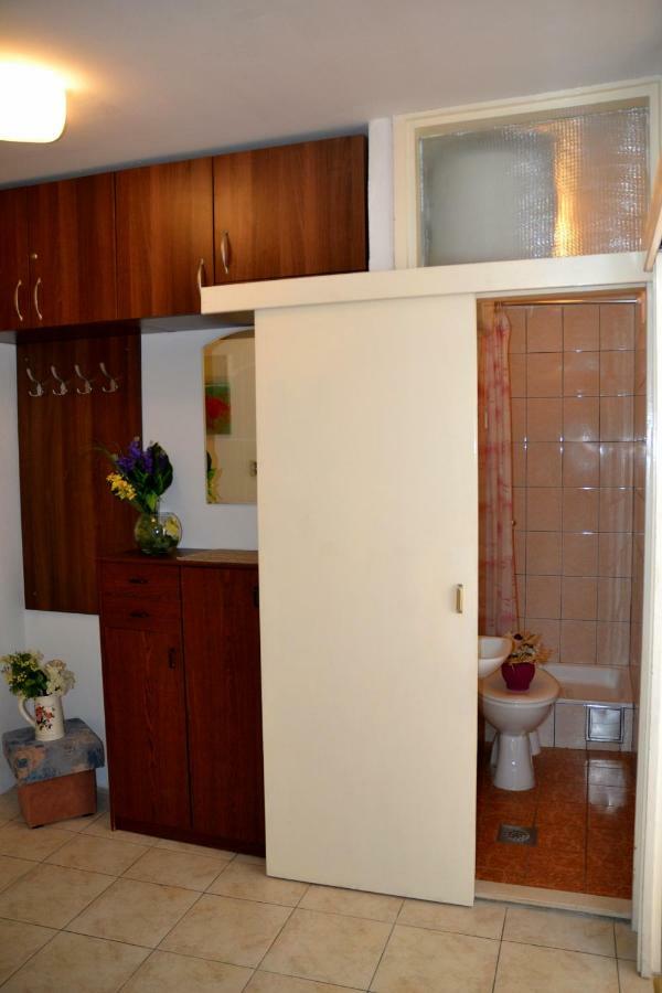 Apartment Alenka Makarska Exterior photo