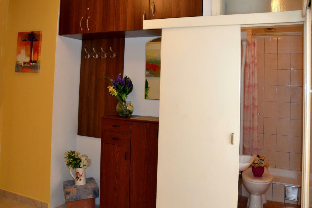 Apartment Alenka Makarska Exterior photo